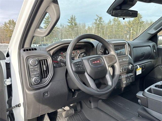 new 2024 GMC Sierra 1500 car, priced at $40,315