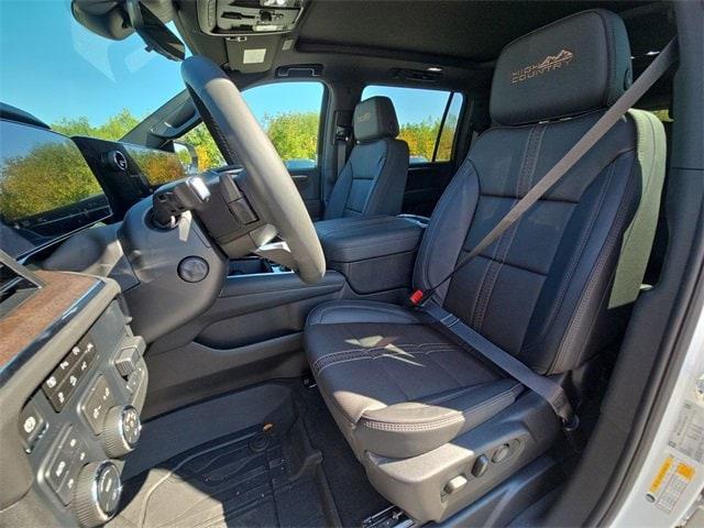 new 2025 Chevrolet Suburban car, priced at $86,120