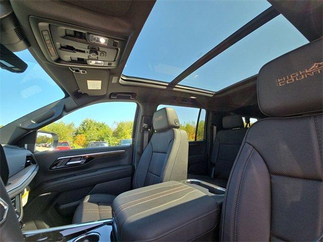 new 2025 Chevrolet Suburban car, priced at $86,120