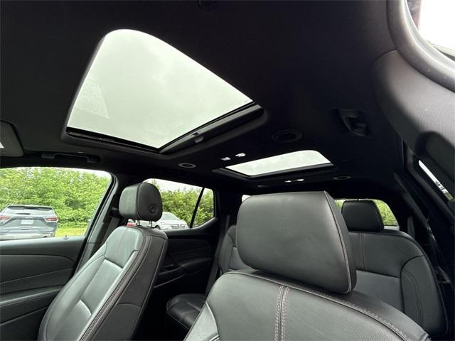 used 2022 Chevrolet Traverse car, priced at $36,999