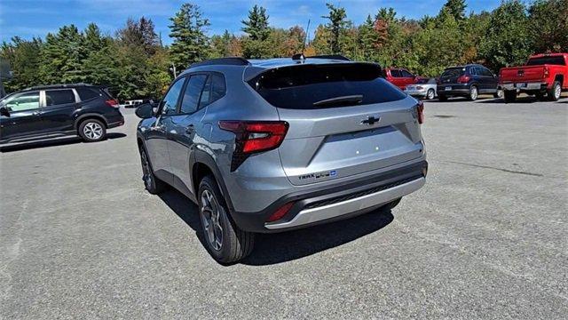 new 2025 Chevrolet Trax car, priced at $25,260