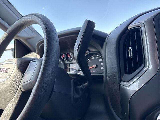 new 2025 GMC Sierra 1500 car, priced at $40,595