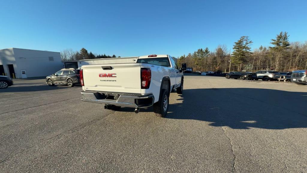 new 2025 GMC Sierra 3500 car, priced at $57,675