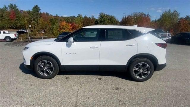 new 2025 Chevrolet Blazer car, priced at $33,770