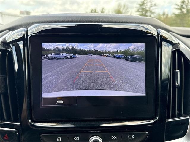used 2022 Chevrolet Traverse car, priced at $32,999