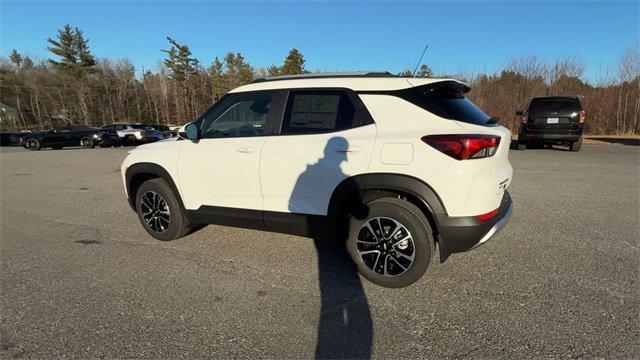 new 2025 Chevrolet TrailBlazer car, priced at $27,510