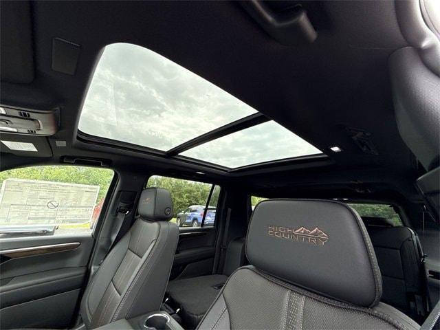 new 2025 Chevrolet Suburban car, priced at $90,200