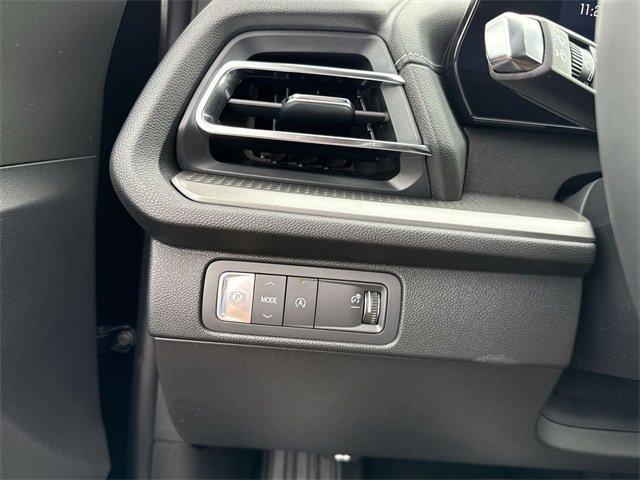 new 2025 Chevrolet Traverse car, priced at $44,320