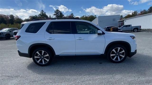 used 2024 Honda Pilot car, priced at $42,431