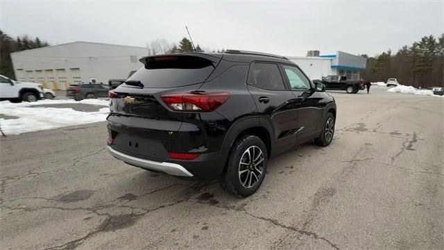 new 2025 Chevrolet TrailBlazer car, priced at $28,240