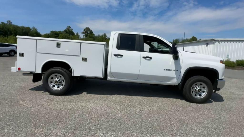 new 2024 Chevrolet Silverado 3500 car, priced at $53,998