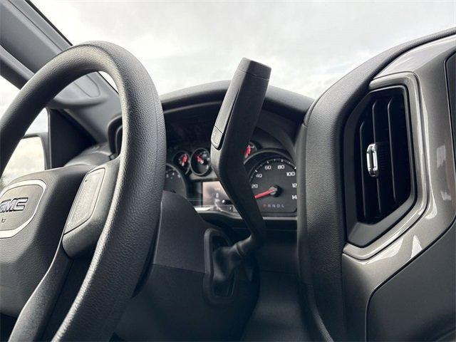 new 2025 GMC Sierra 1500 car, priced at $42,095
