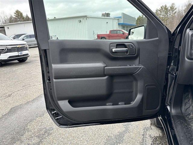new 2025 GMC Sierra 1500 car, priced at $40,595