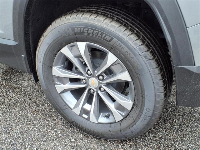 new 2026 Chevrolet Equinox car, priced at $32,290