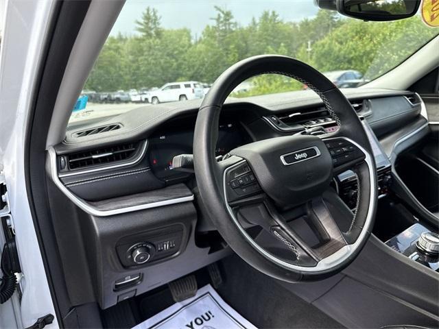 used 2022 Jeep Grand Cherokee car, priced at $33,999