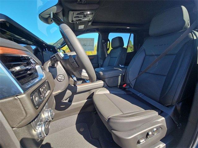 new 2025 GMC Yukon car, priced at $85,535