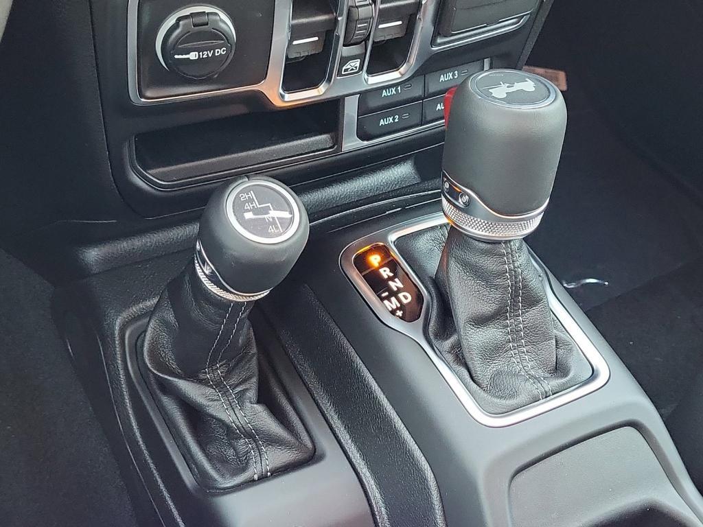 new 2025 Jeep Wrangler car, priced at $55,601