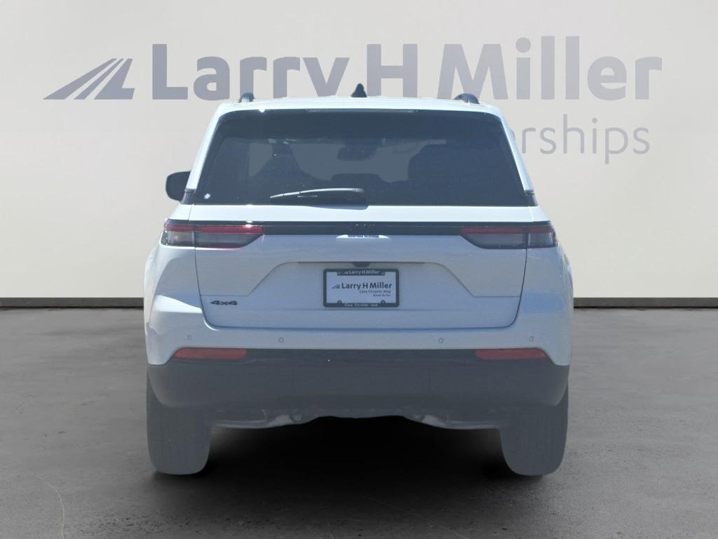new 2025 Jeep Grand Cherokee car, priced at $41,406