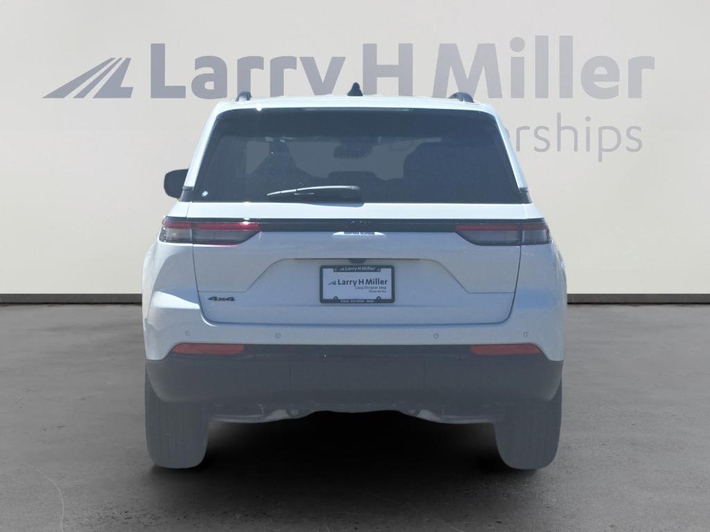 new 2025 Jeep Grand Cherokee car, priced at $41,406