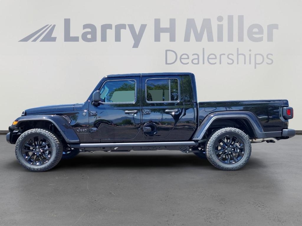 new 2025 Jeep Gladiator car, priced at $45,876