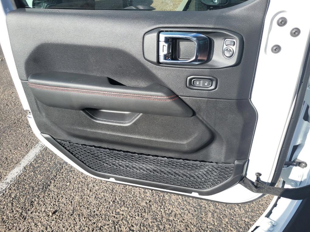 new 2025 Jeep Wrangler car, priced at $52,701