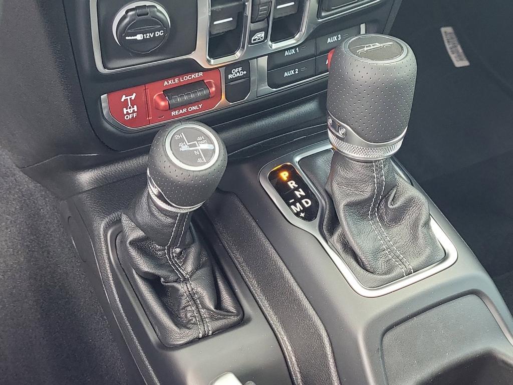 new 2025 Jeep Gladiator car, priced at $56,616