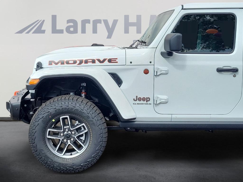 new 2025 Jeep Gladiator car, priced at $56,616