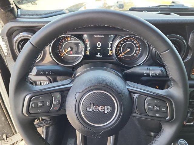 used 2022 Jeep Gladiator car, priced at $31,995