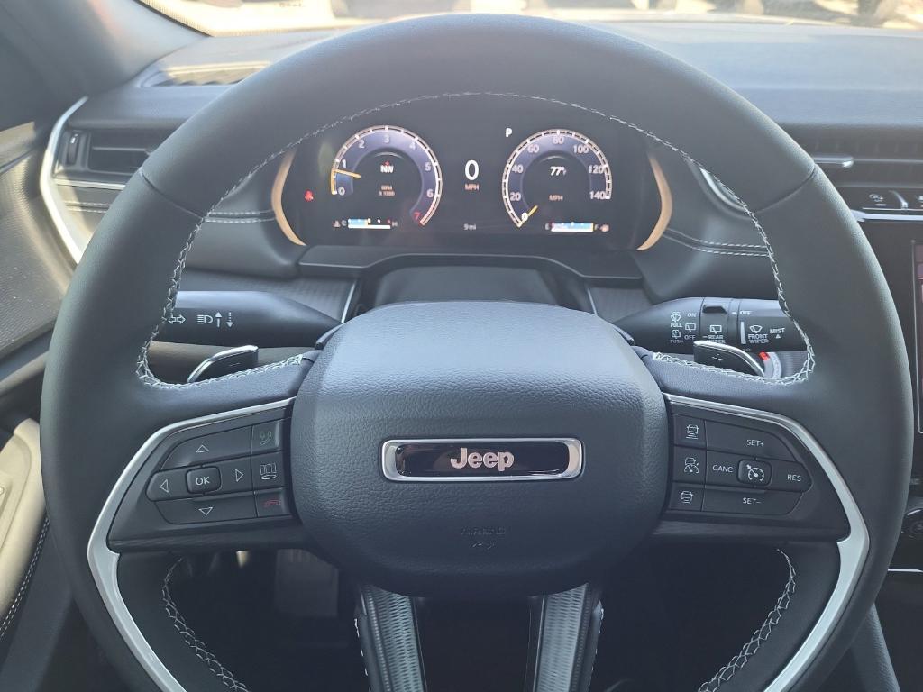 new 2025 Jeep Grand Cherokee car, priced at $38,416