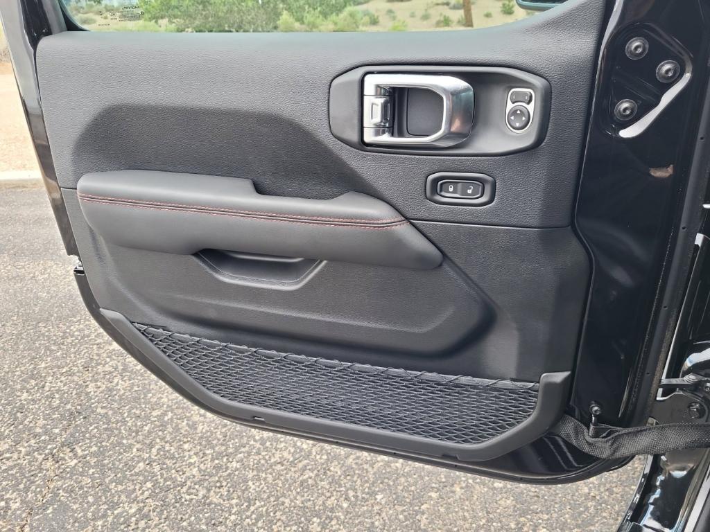 new 2025 Jeep Gladiator car, priced at $52,686