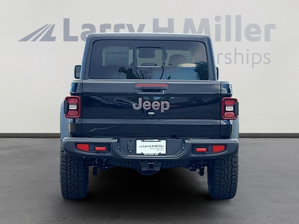new 2025 Jeep Gladiator car, priced at $52,686