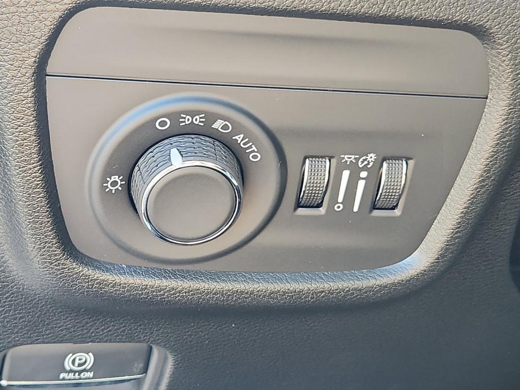 new 2025 Jeep Grand Cherokee L car, priced at $41,366