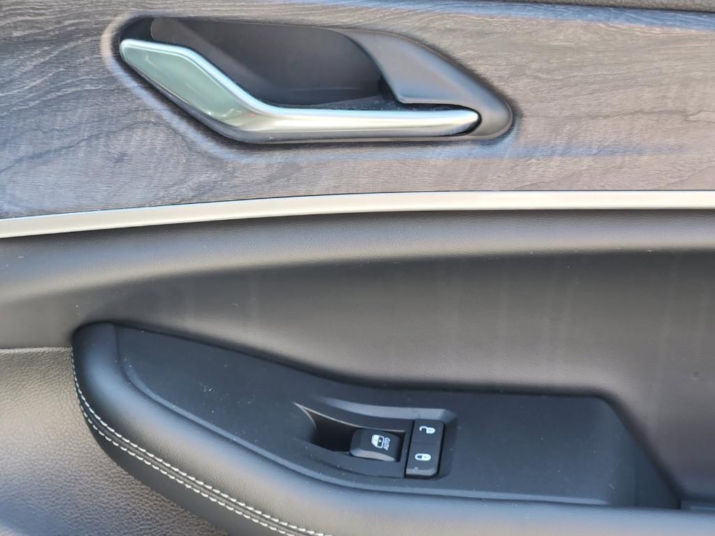 new 2025 Jeep Grand Cherokee L car, priced at $46,811