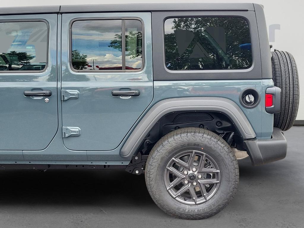 new 2025 Jeep Wrangler car, priced at $45,836