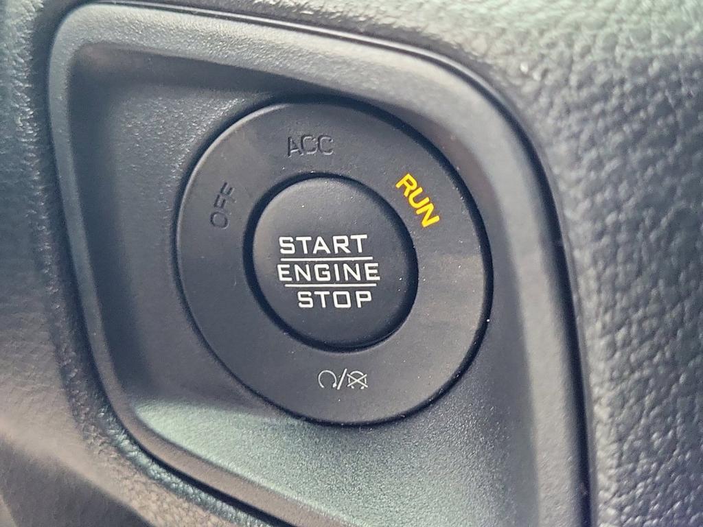 new 2025 Jeep Wrangler car, priced at $45,836