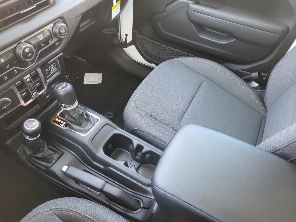 new 2025 Jeep Wrangler car, priced at $43,241