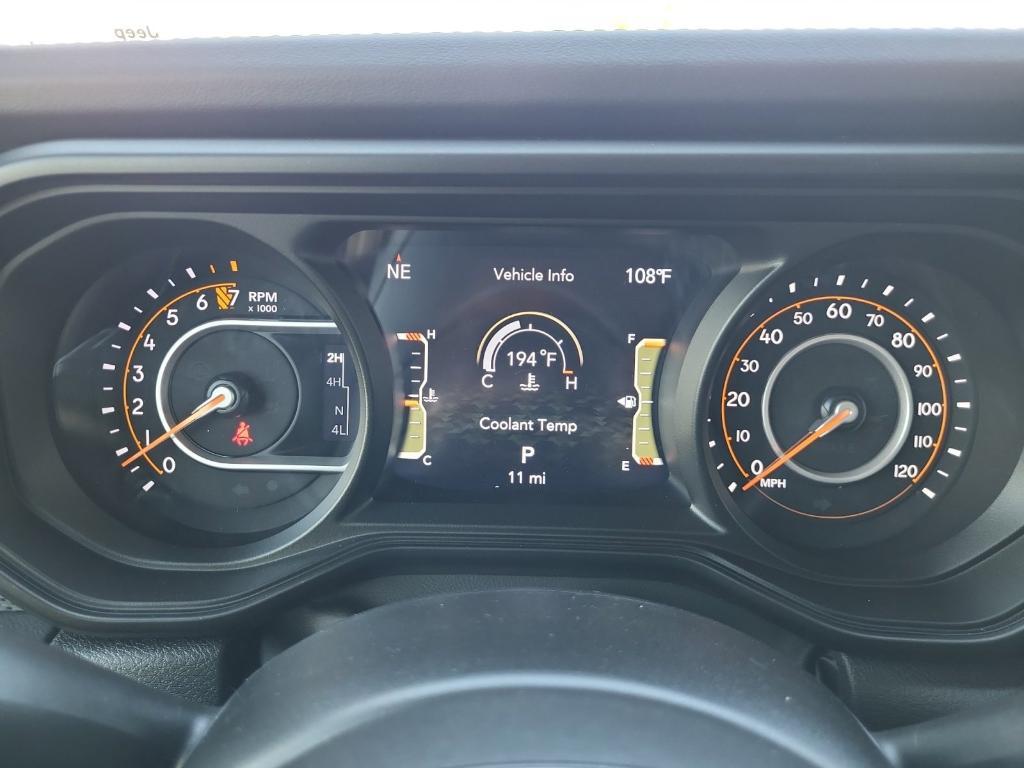 new 2025 Jeep Gladiator car, priced at $48,601