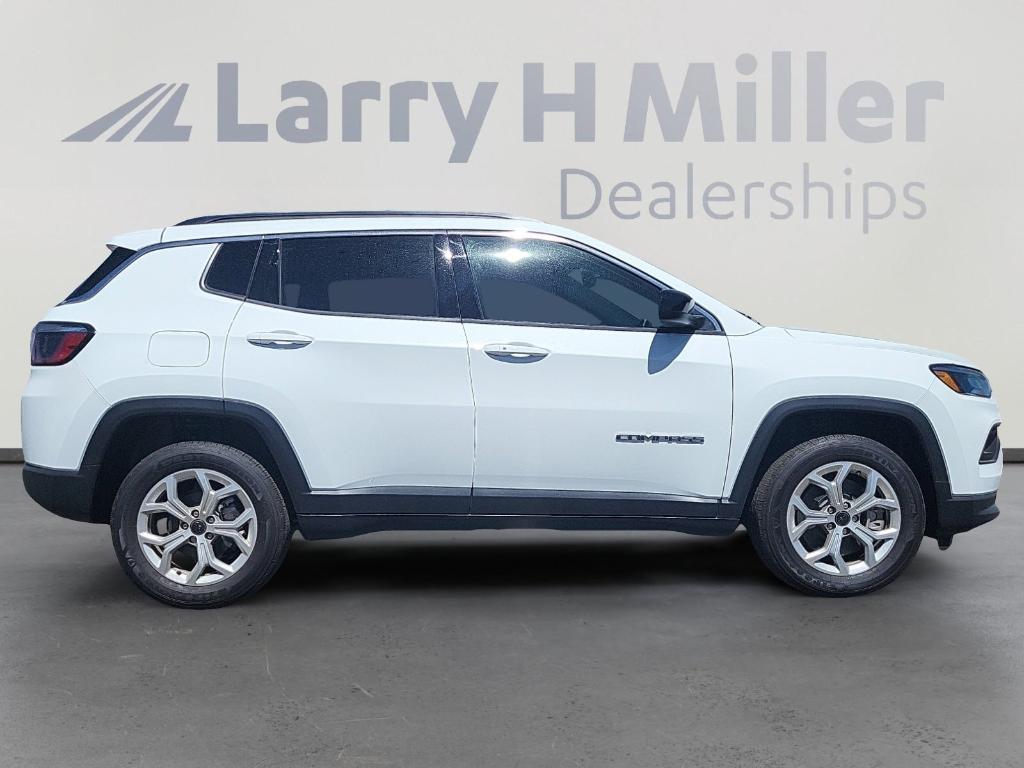 new 2025 Jeep Compass car, priced at $27,514