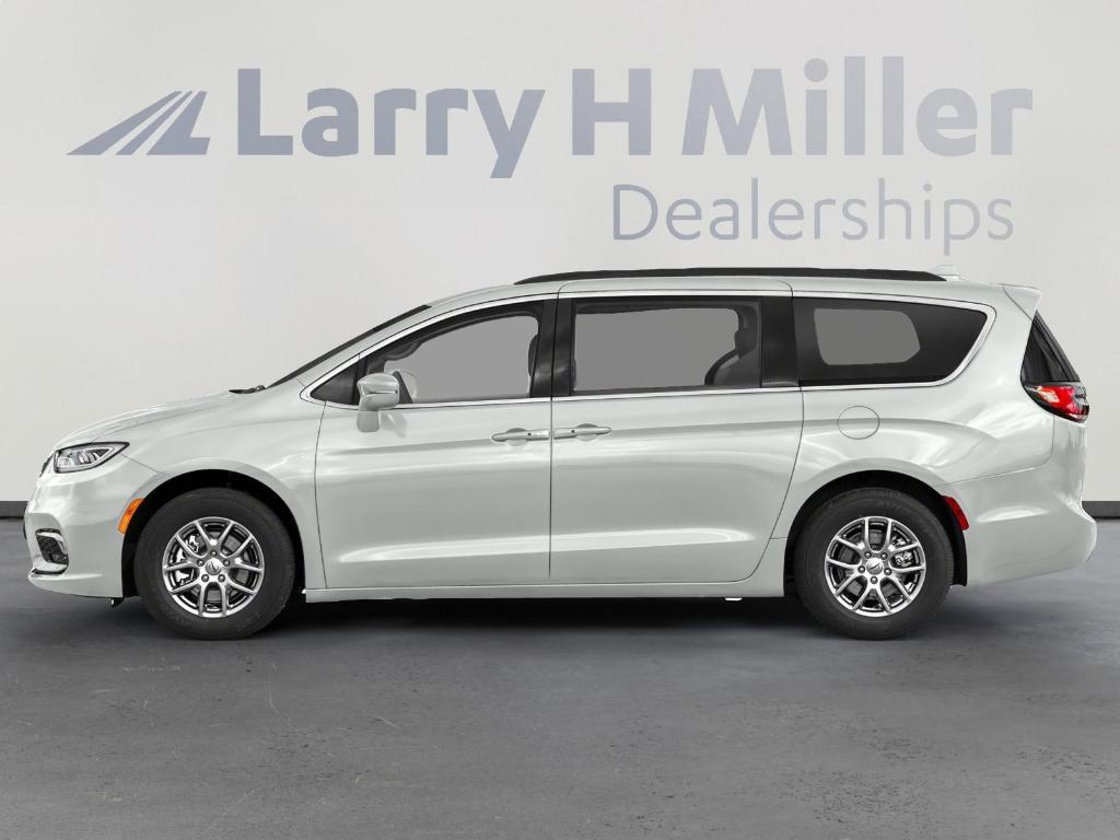 used 2021 Chrysler Pacifica car, priced at $24,995