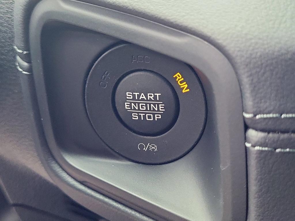 new 2025 Jeep Wrangler car, priced at $58,091