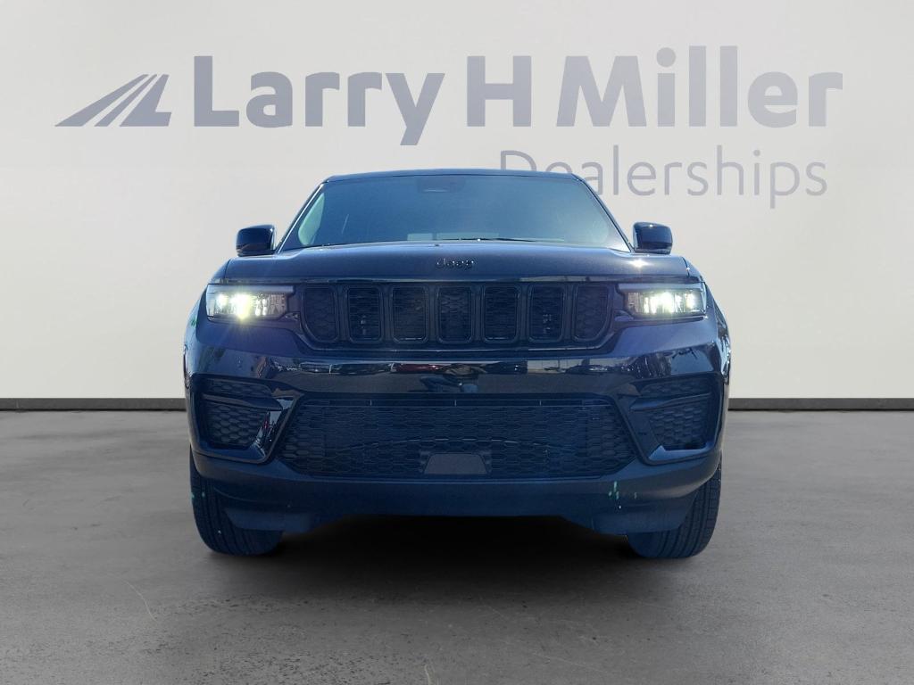 new 2025 Jeep Grand Cherokee car, priced at $41,691