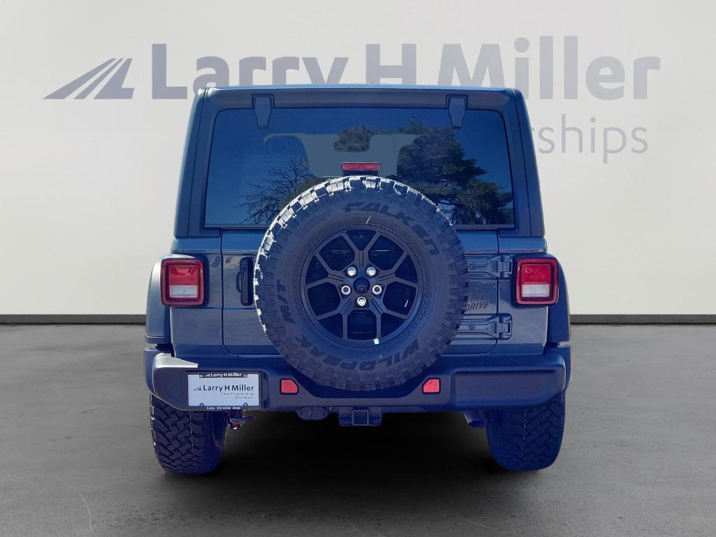 new 2025 Jeep Wrangler car, priced at $46,371