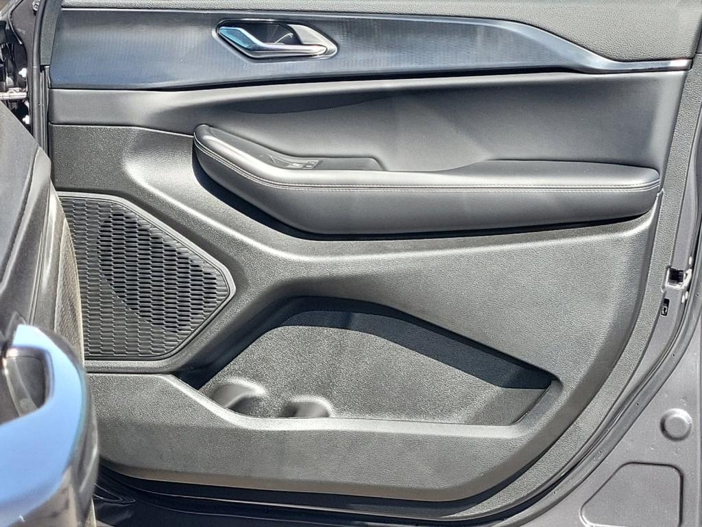 new 2025 Jeep Grand Cherokee car, priced at $41,691