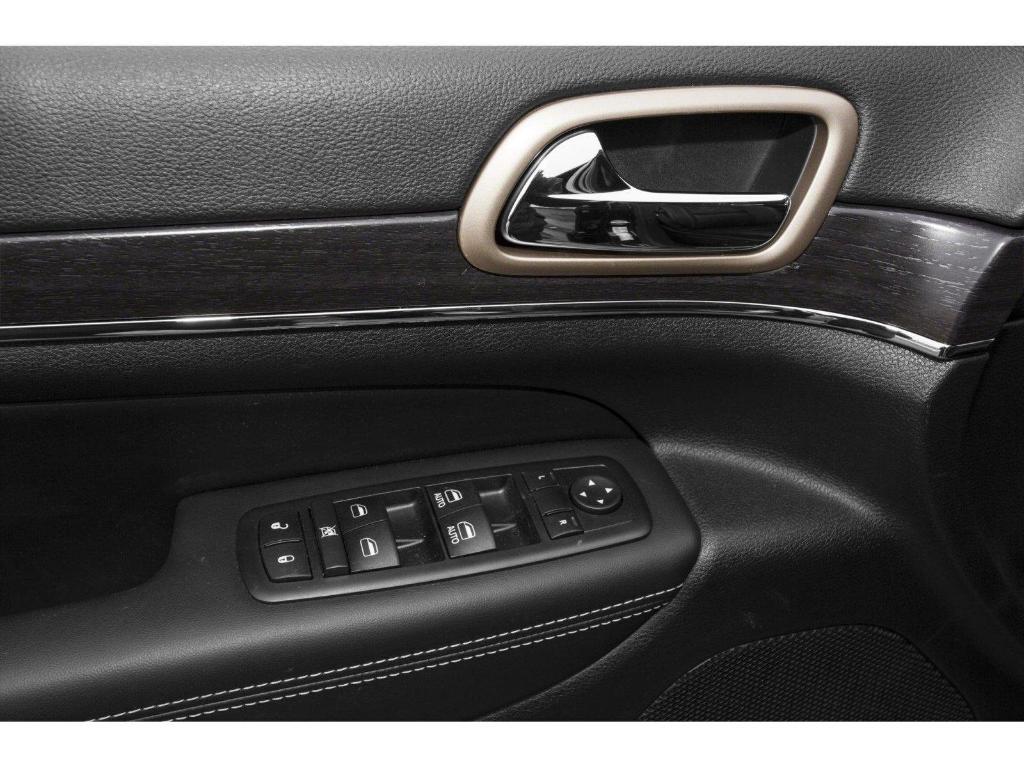 used 2015 Jeep Grand Cherokee car, priced at $18,999