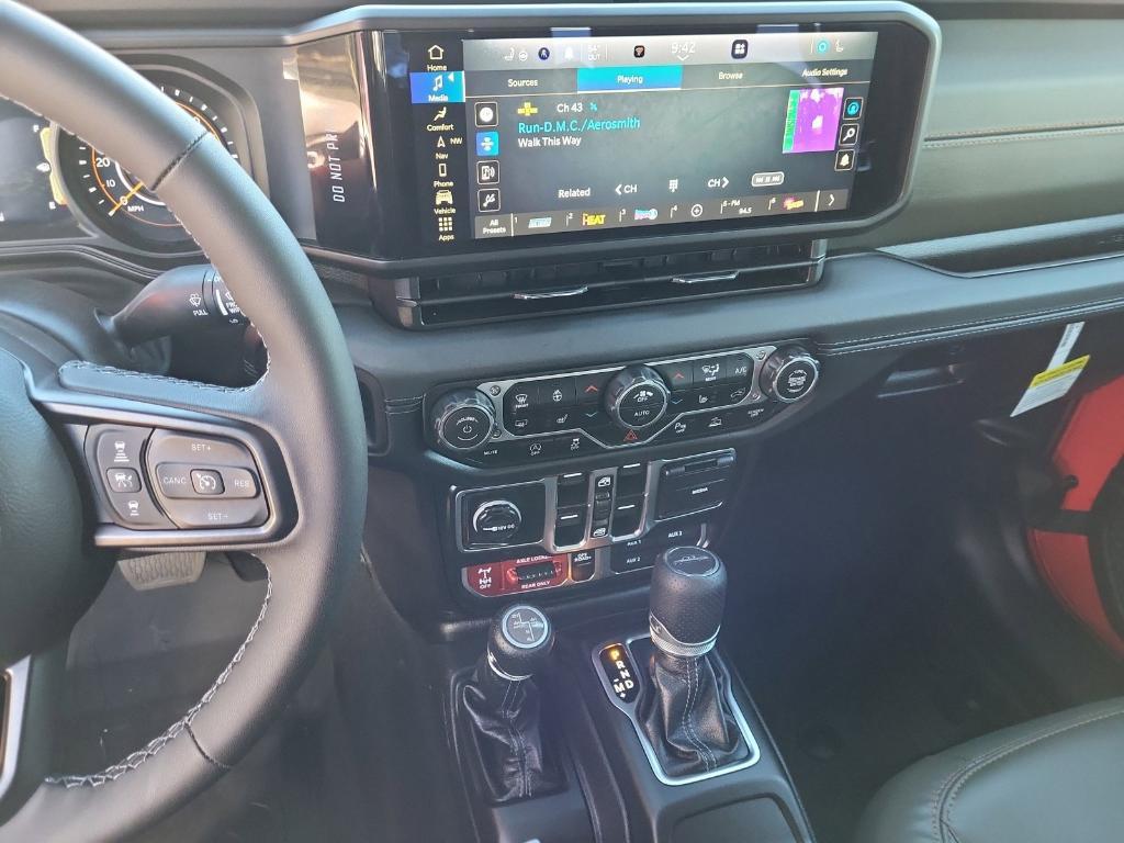 new 2025 Jeep Gladiator car, priced at $57,211