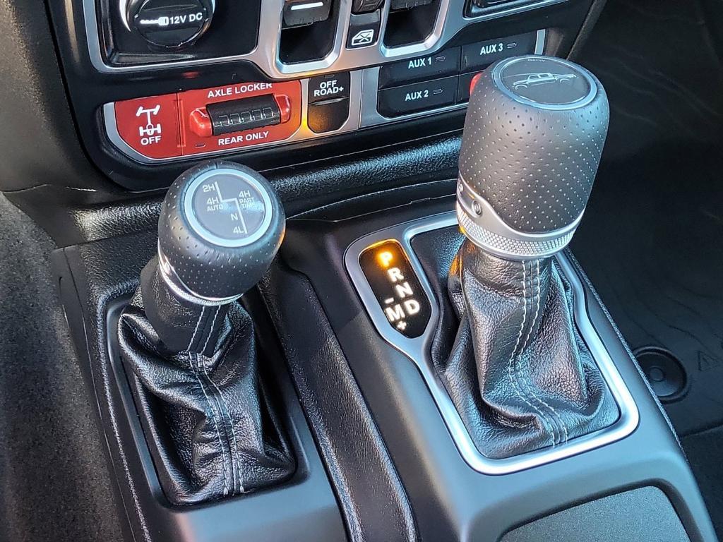 new 2025 Jeep Gladiator car, priced at $57,211