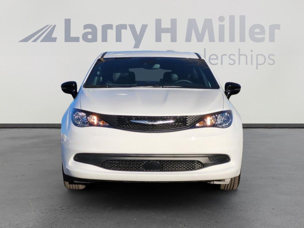 new 2025 Chrysler Voyager car, priced at $40,888