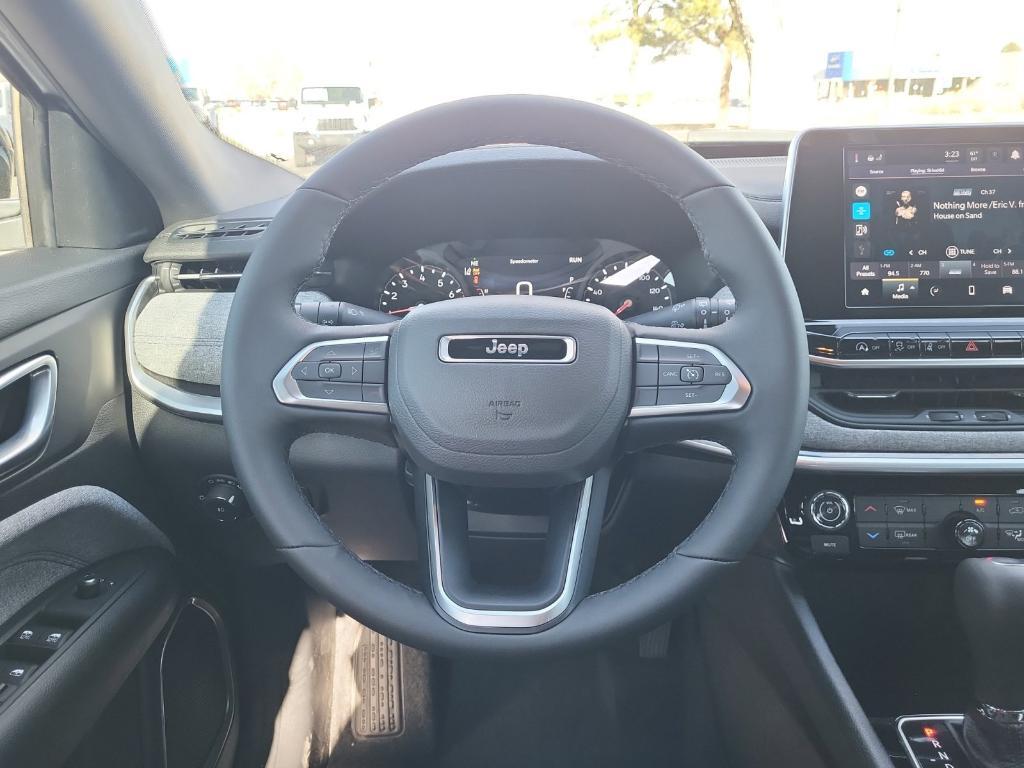 new 2025 Jeep Compass car, priced at $27,048