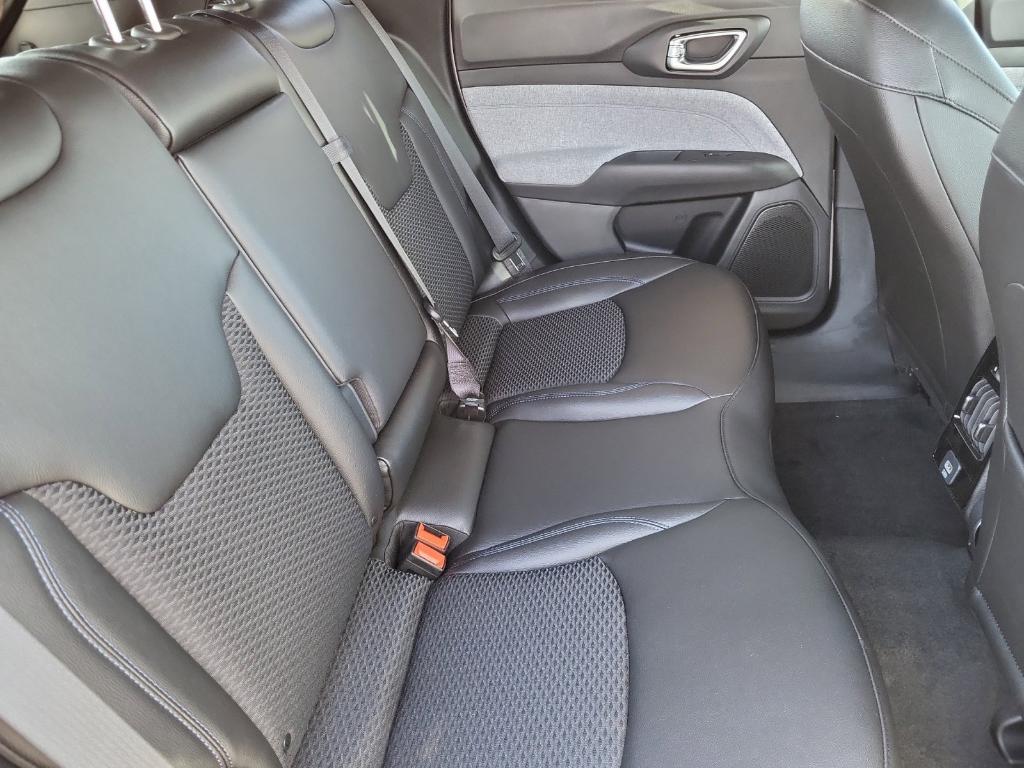 new 2025 Jeep Compass car, priced at $27,048