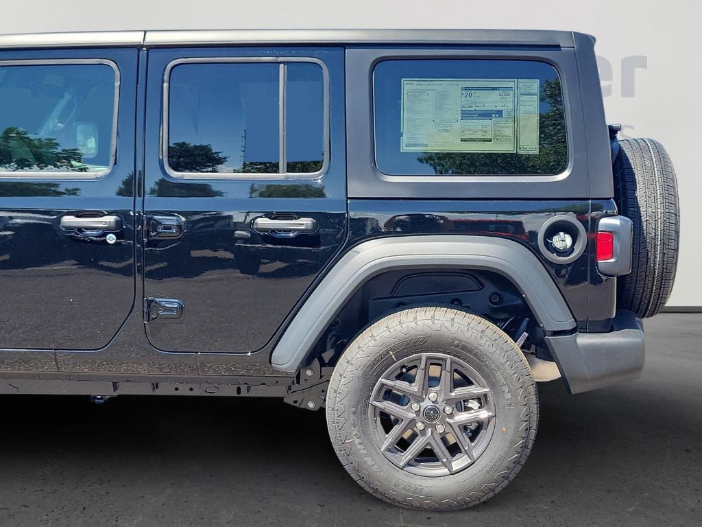 new 2025 Jeep Wrangler car, priced at $45,836